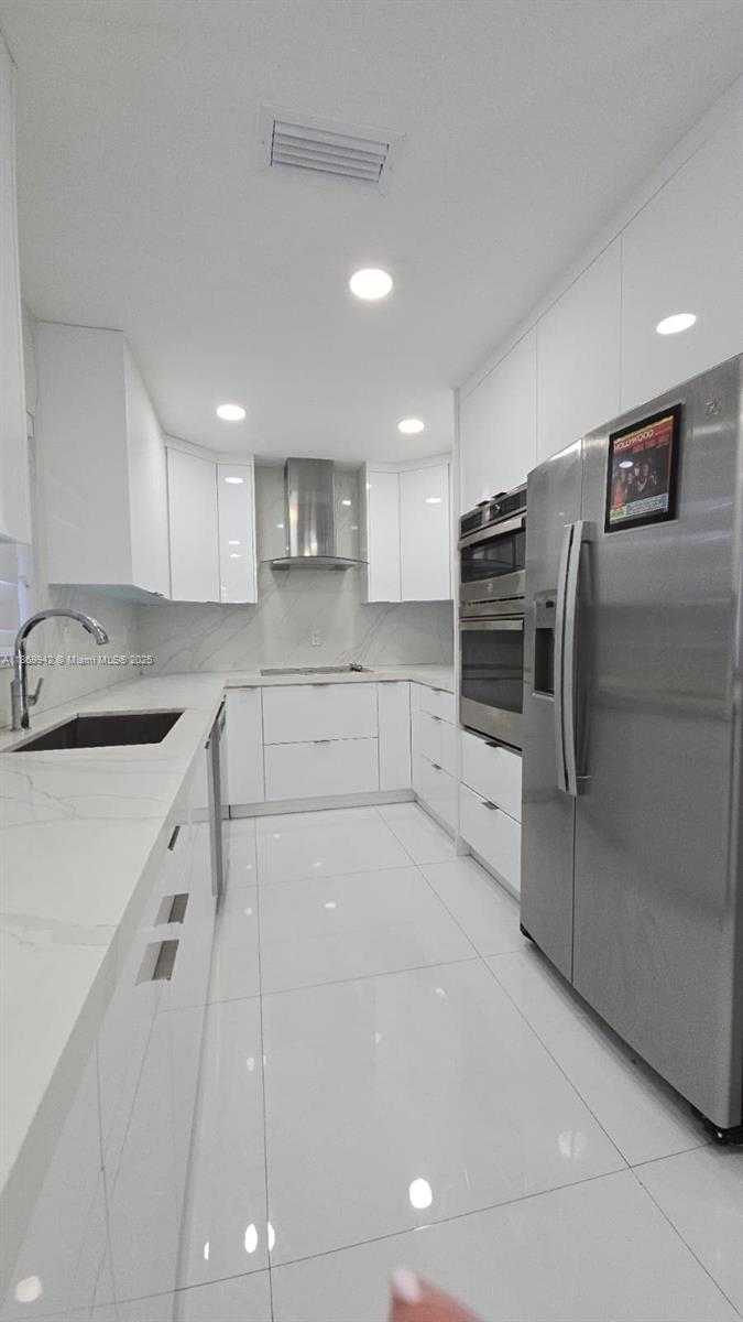 Small Image of 6005 SOUTH WEST 22ND ST, Miami Number 13
