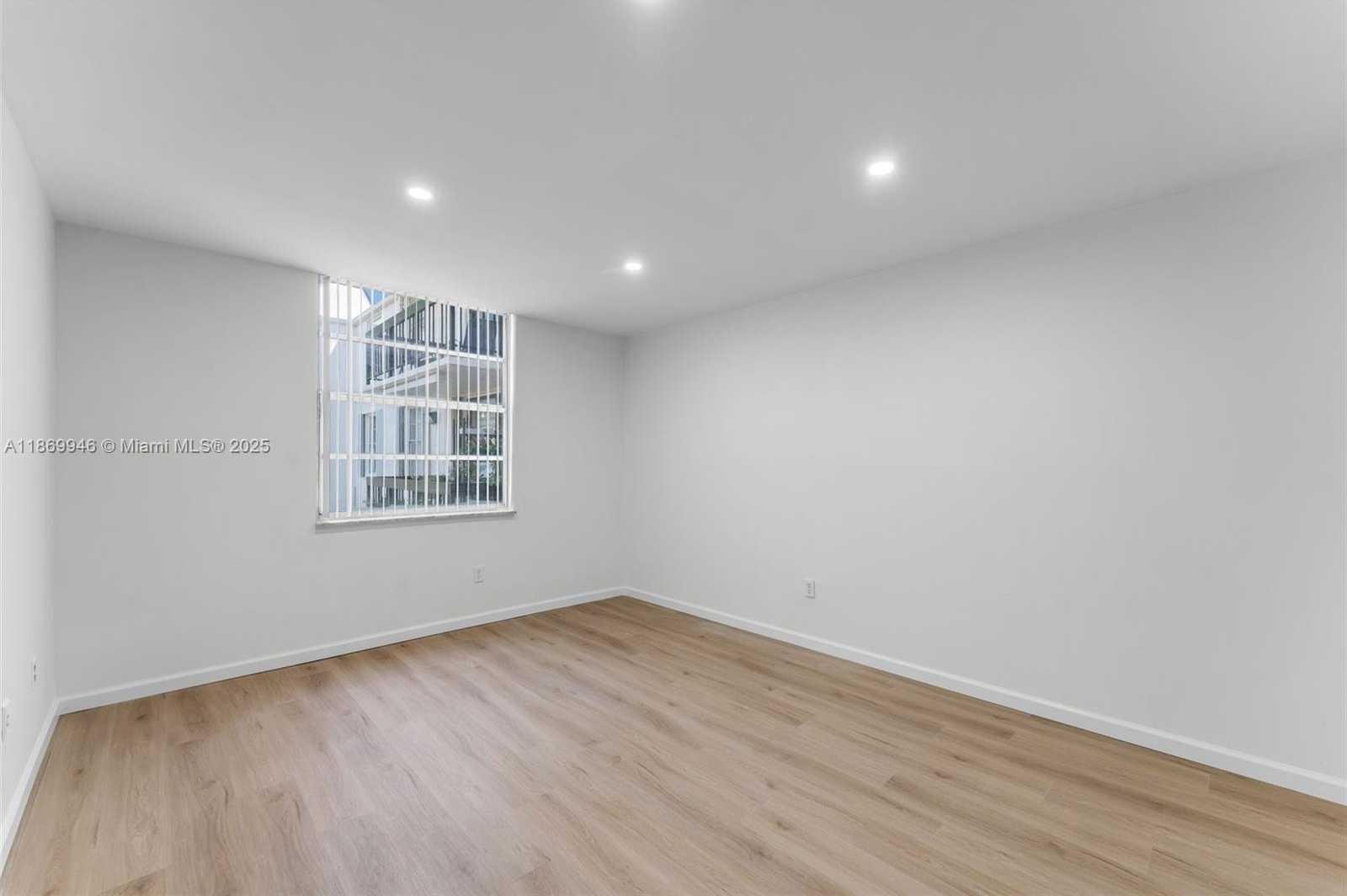 Small Image of 8307 SOUTH WEST 142ND AVE #F203, Miami Number 14