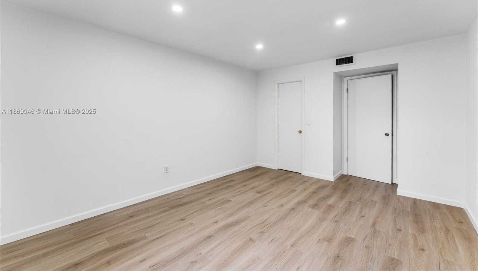 Small Image of 8307 SOUTH WEST 142ND AVE #F203, Miami Number 16