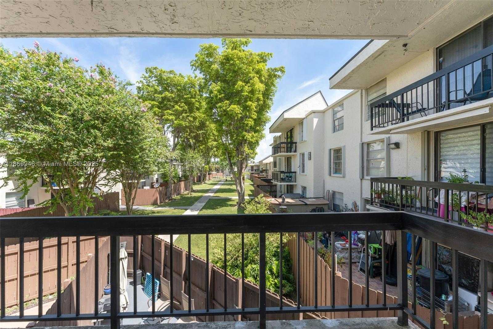 Small Image of 8307 SOUTH WEST 142ND AVE #F203, Miami Number 19