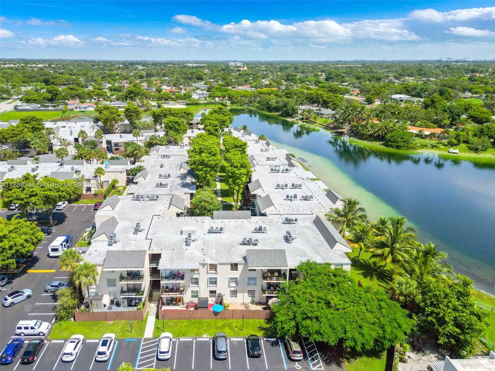 Small Image of 8307 SOUTH WEST 142ND AVE #F203, Miami Number 2
