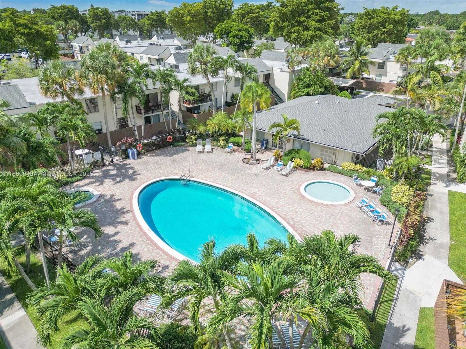 Small Image of 8307 SOUTH WEST 142ND AVE #F203, Miami Number 21