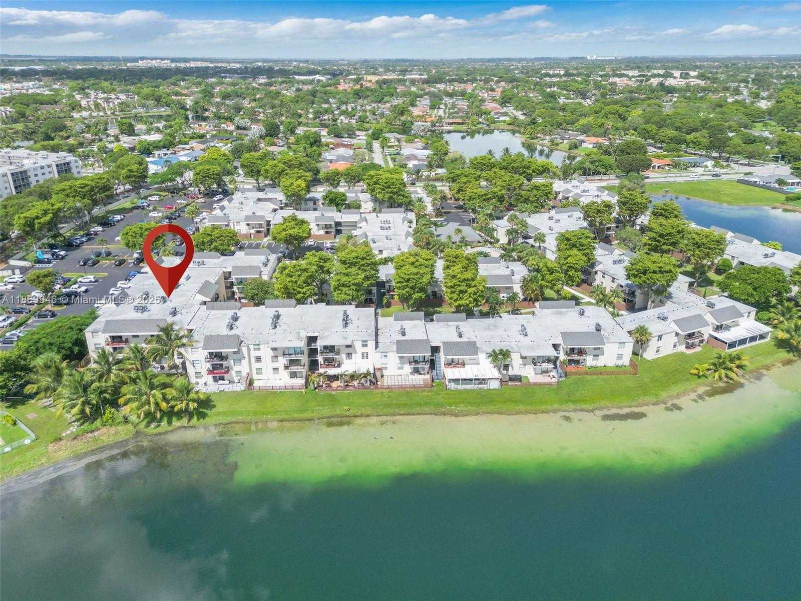 Small Image of 8307 SOUTH WEST 142ND AVE #F203, Miami Number 3