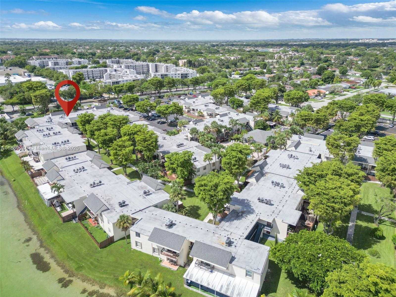 Small Image of 8307 SOUTH WEST 142ND AVE #F203, Miami Number 4