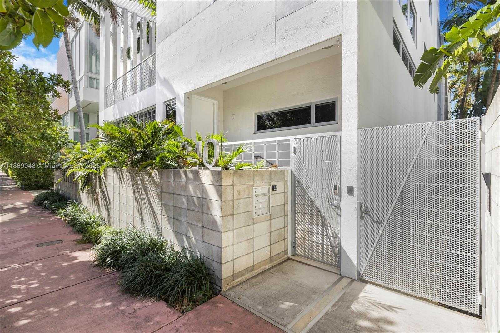 Small Image of 340 JEFFERSON AVE #1, Miami Beach Number 2