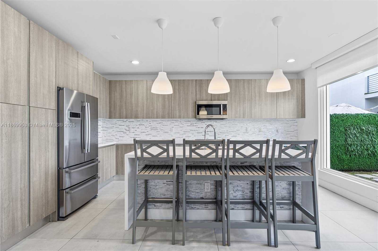 Small Image of 10330 NORTH WEST 68TH ST, Doral Number 19