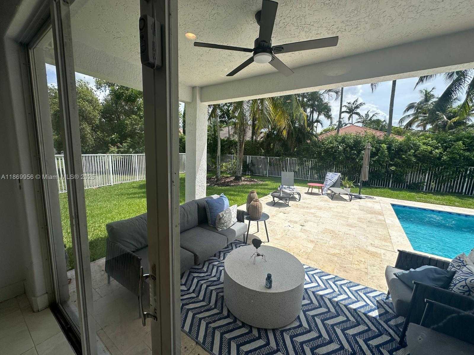 Small Image of 1063 SUNFLOWER CIR, Weston Number 17