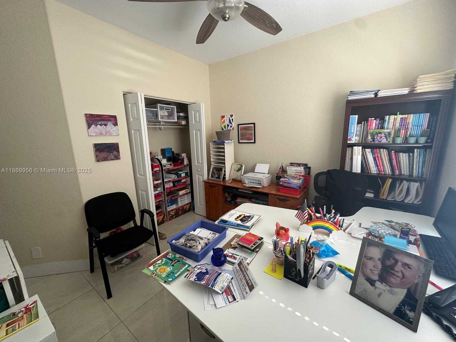 Small Image of 1063 SUNFLOWER CIR, Weston Number 24