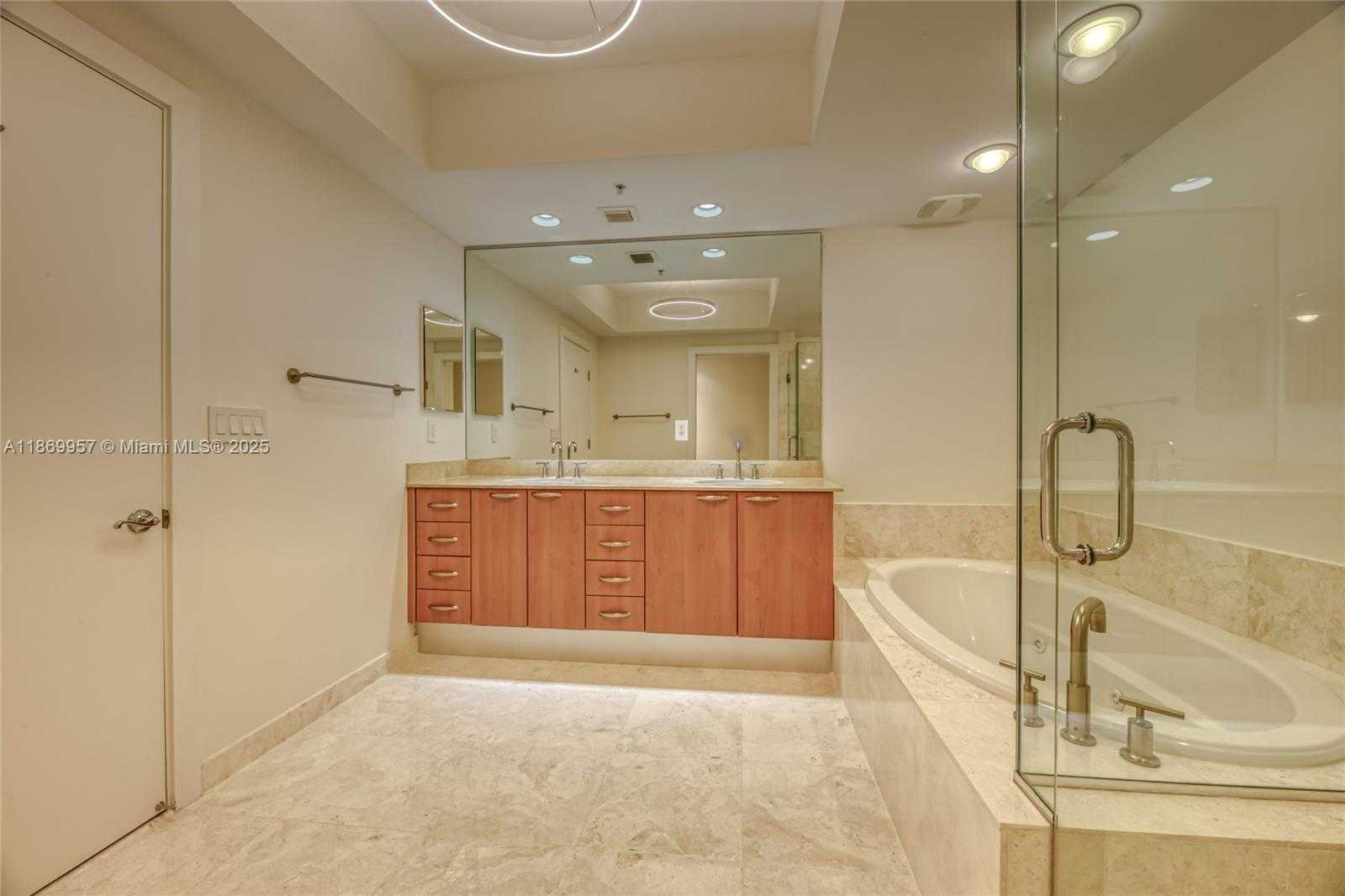 Small Image of 3535 SOUTH OCEAN DR #2004, Hollywood Number 20