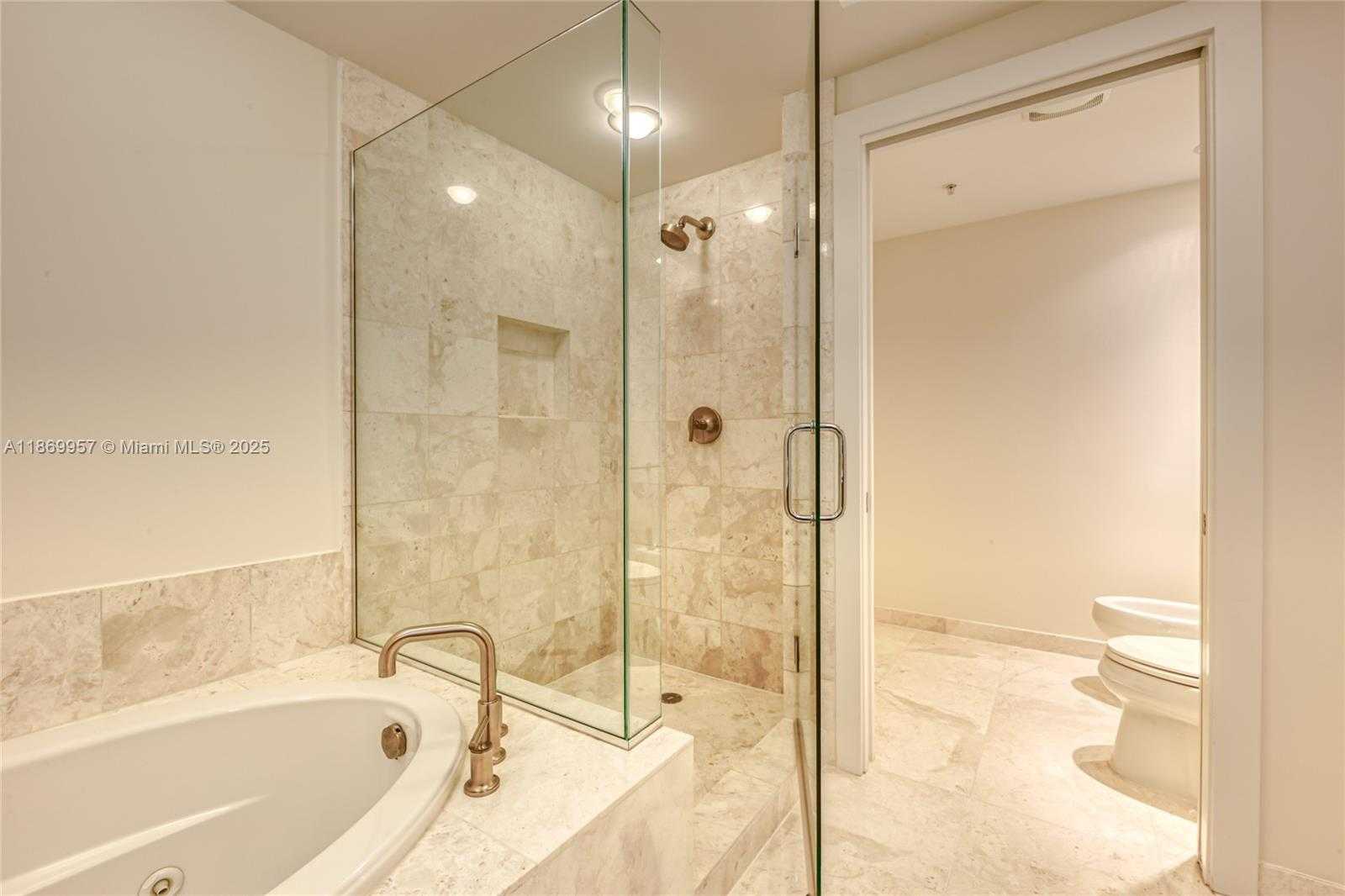 Small Image of 3535 SOUTH OCEAN DR #2004, Hollywood Number 21