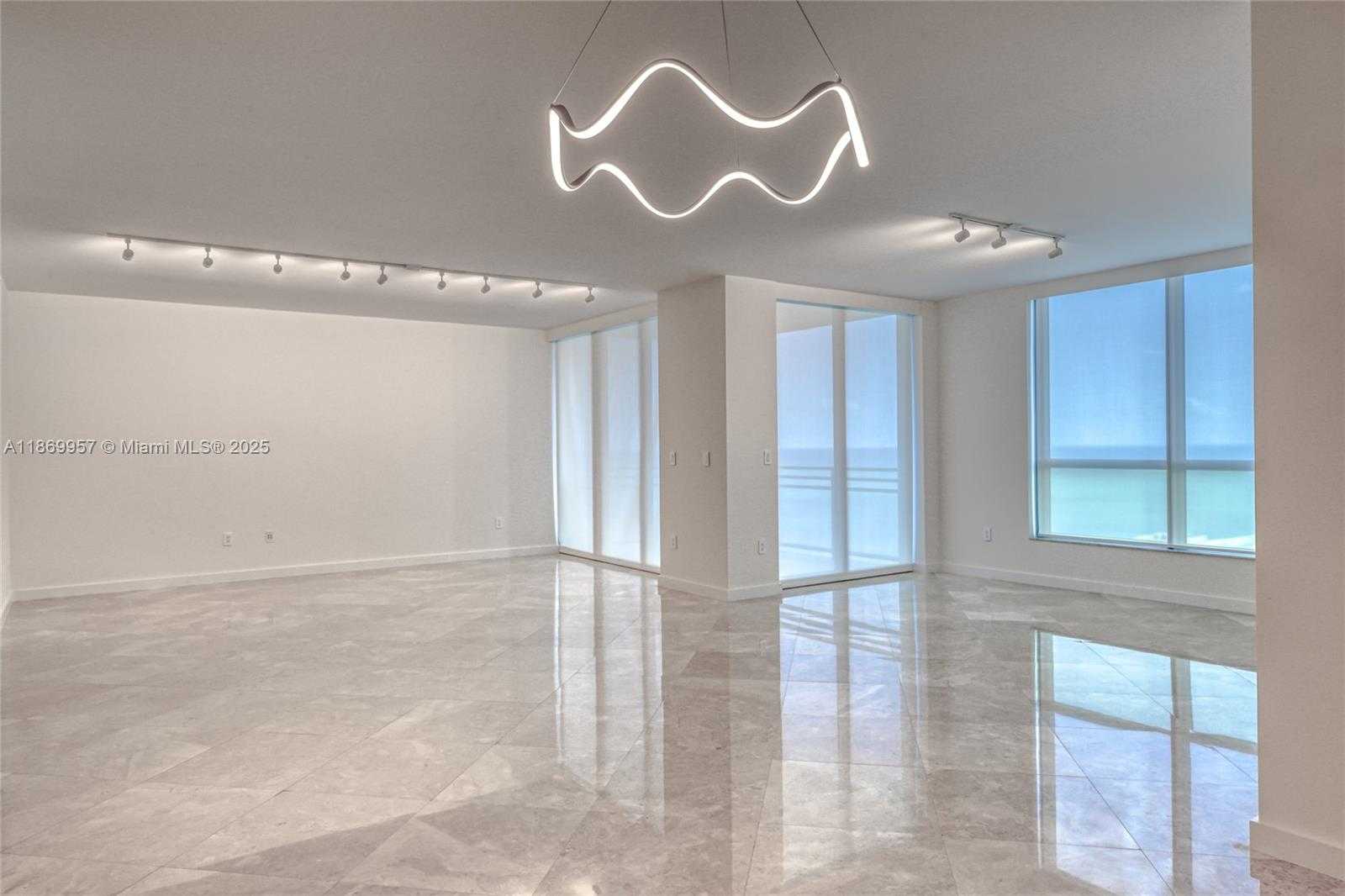 Small Image of 3535 SOUTH OCEAN DR #2004, Hollywood Number 6