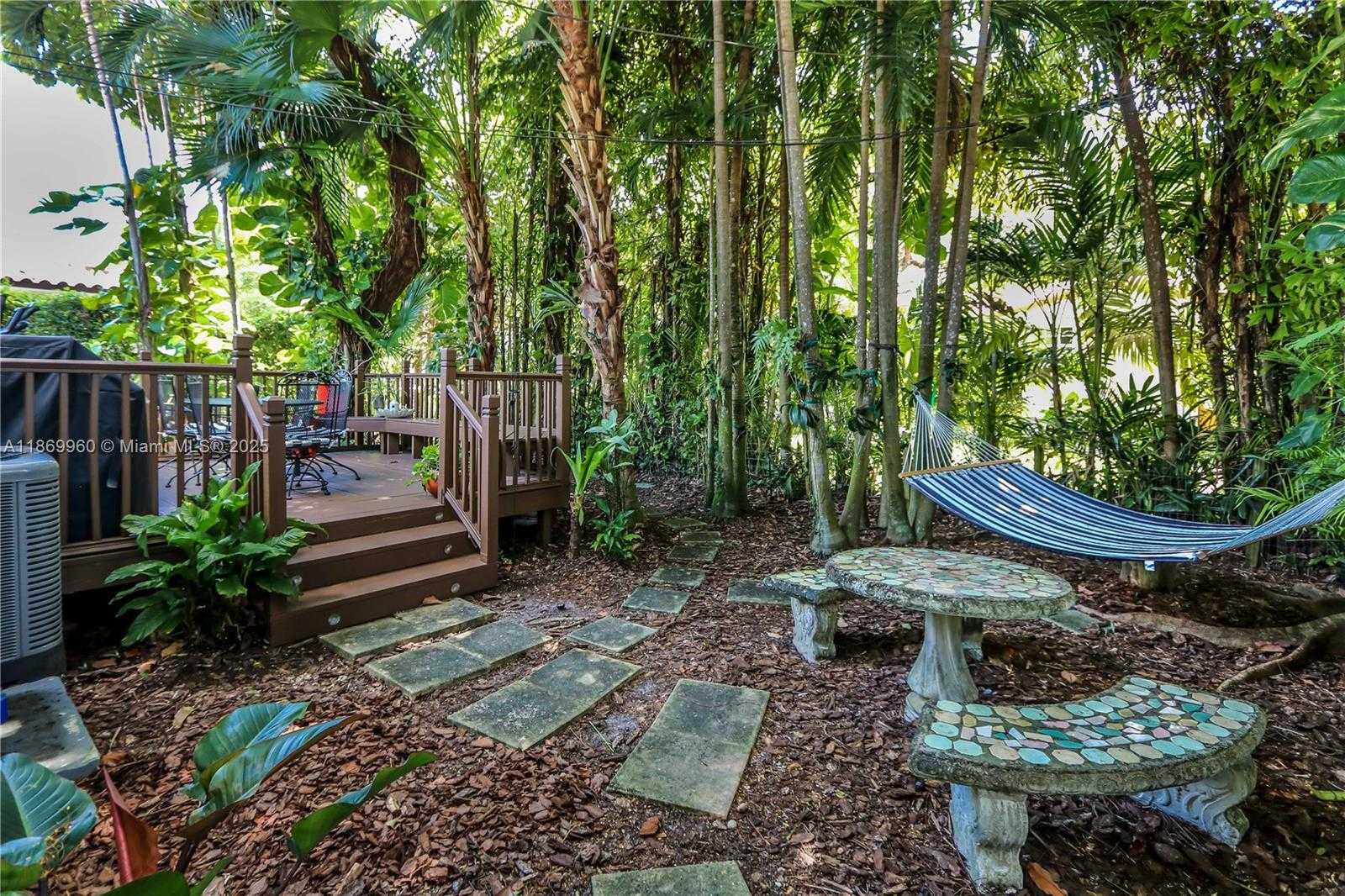 Small Image of 1260 LA MANCHA AVE, Coral Gables Number 20