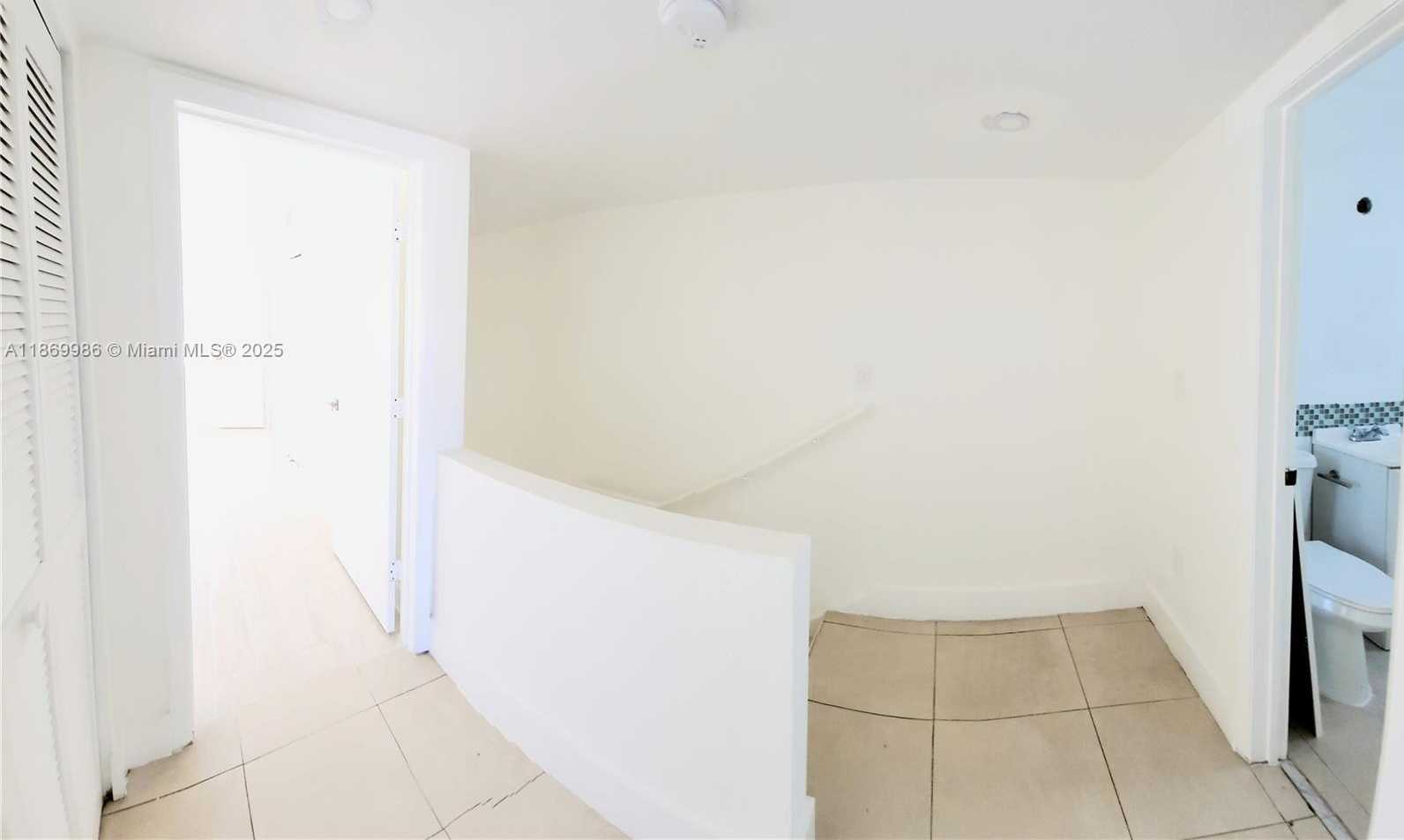 Small Image of 483 NORTH WEST 84TH LN #483, Miami Number 21
