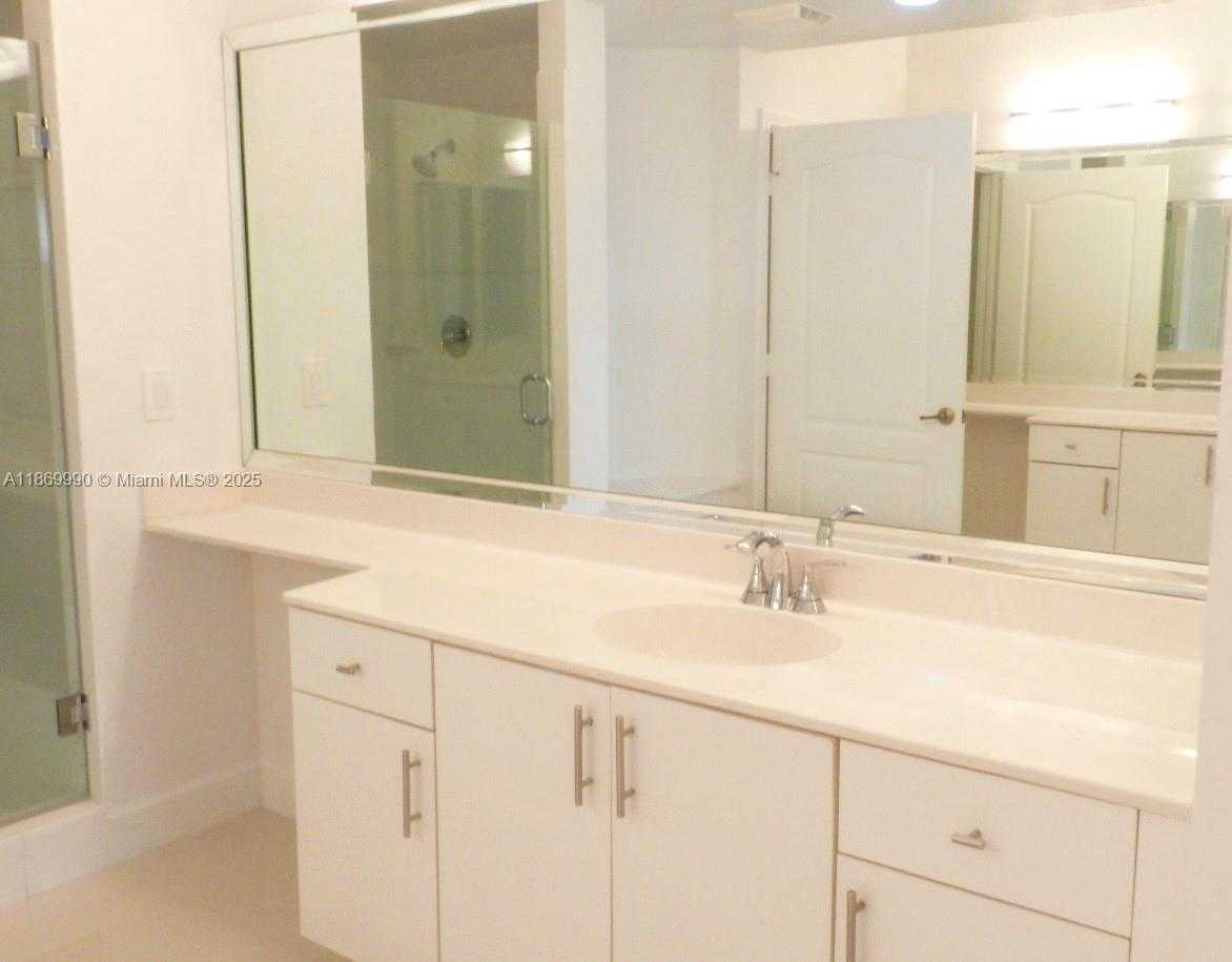 Small Image of 10700 NORTH WEST 66TH ST #306, Doral Number 22