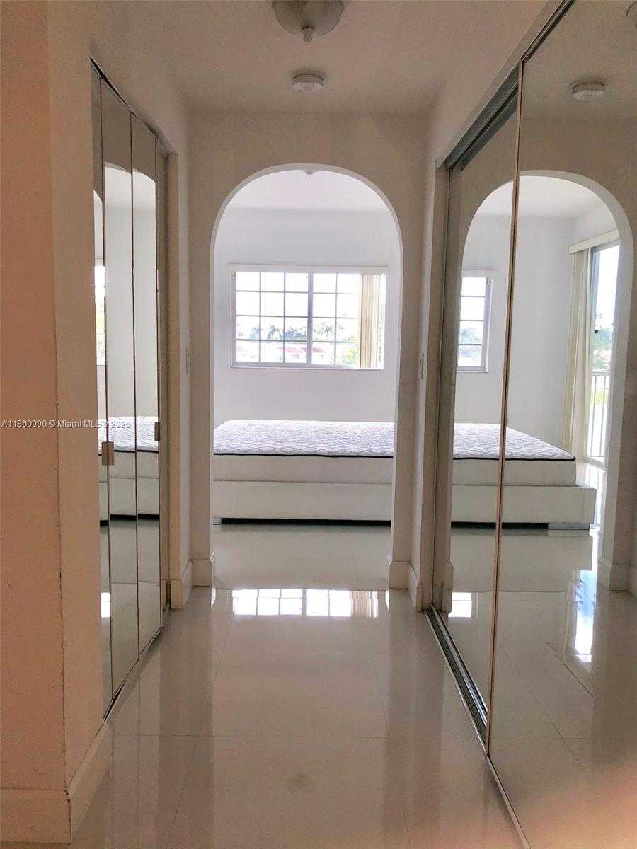 Small Image of 10700 NORTH WEST 66TH ST #306, Doral Number 23