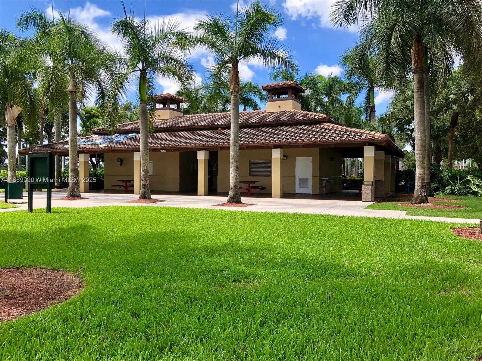 Small Image of 10700 NORTH WEST 66TH ST #306, Doral Number 31