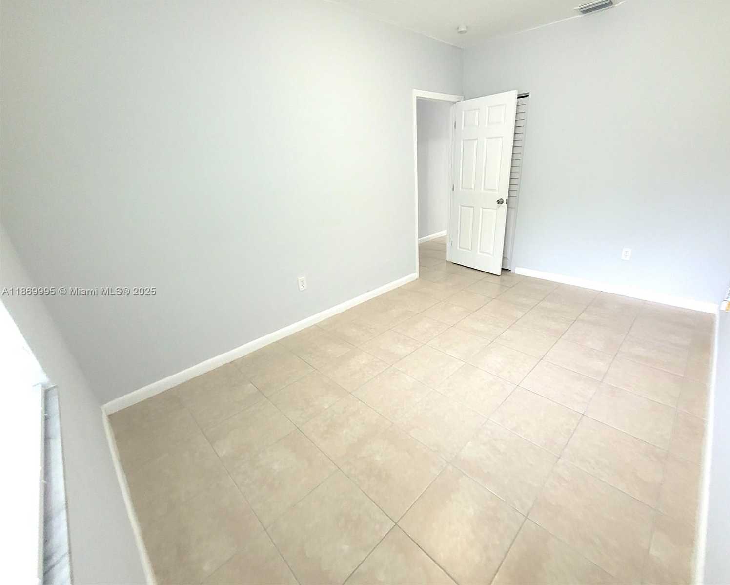 Small Image of 8839 SOUTH WEST 28TH ST, Miami Number 26