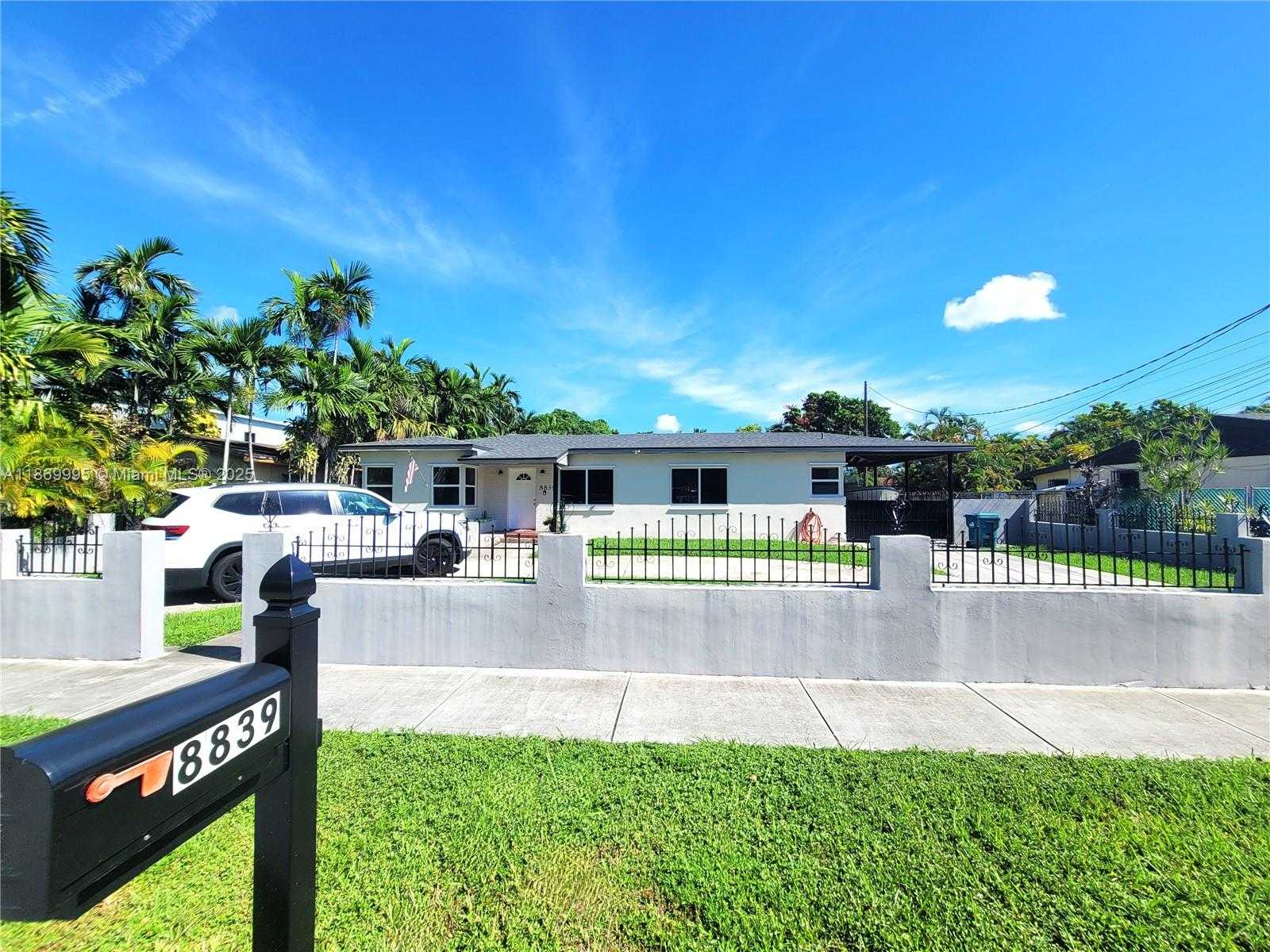 Small Image of 8839 SOUTH WEST 28TH ST, Miami Number 3