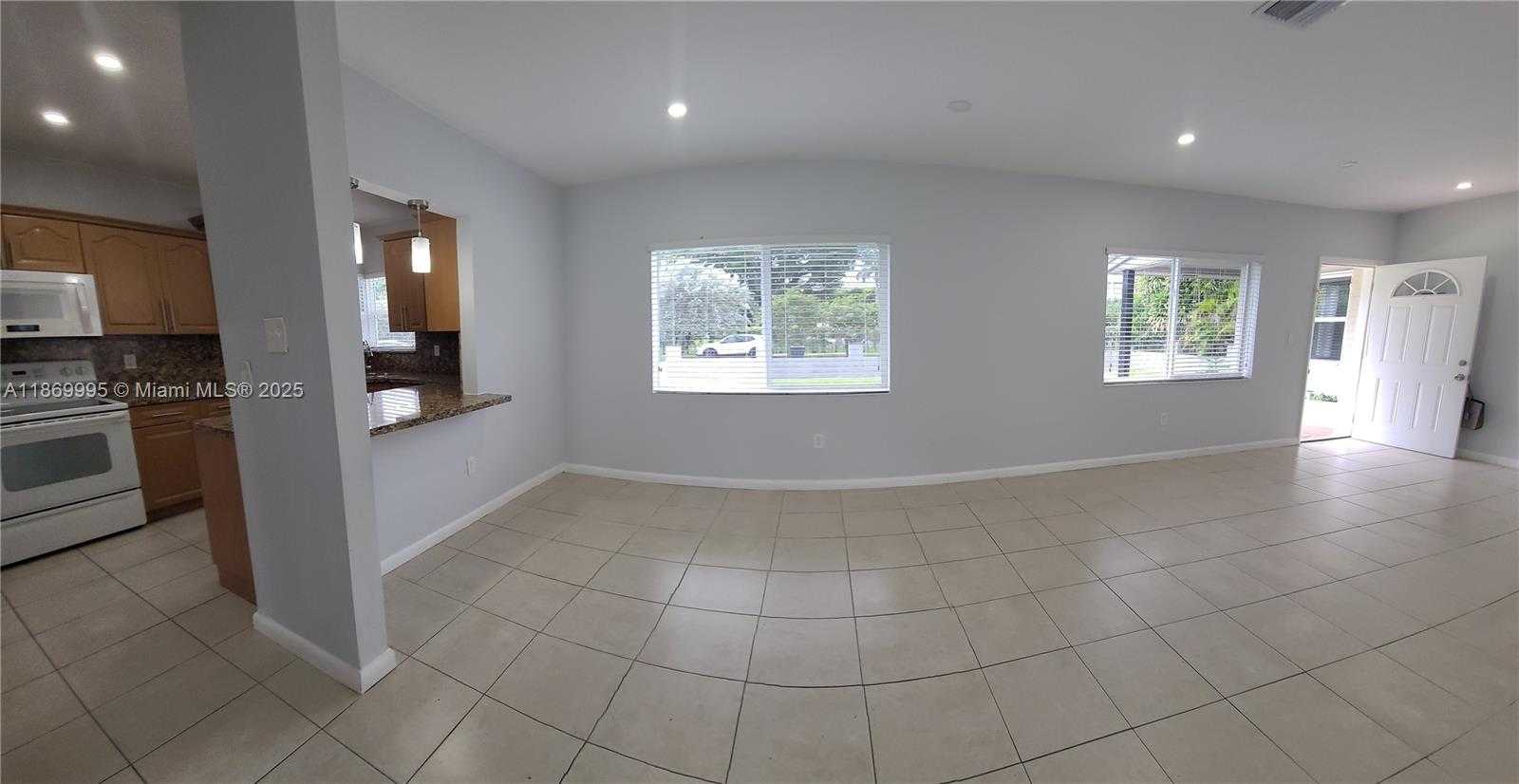 Small Image of 8839 SOUTH WEST 28TH ST, Miami Number 8