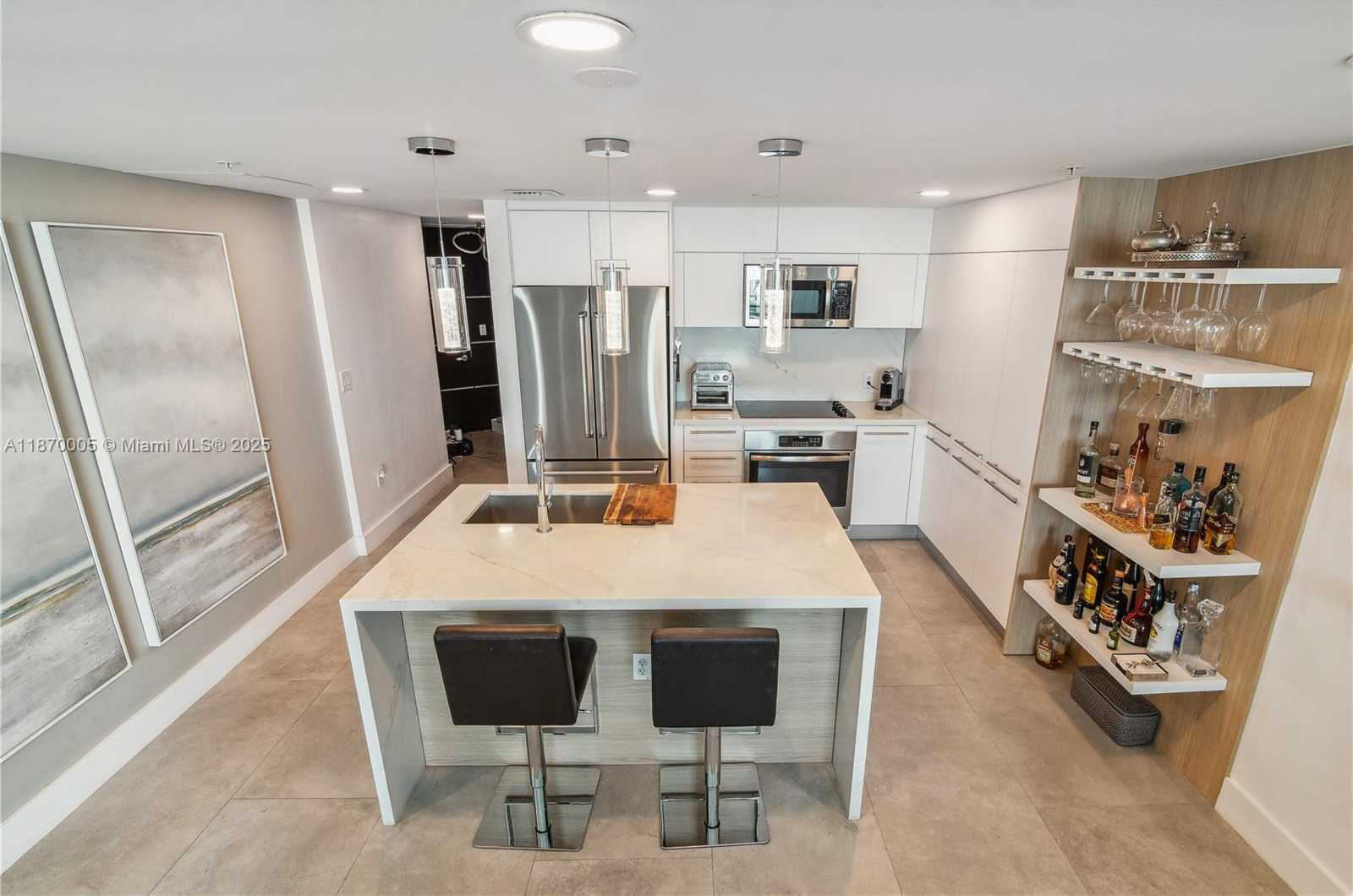 Small Image of 1900 NORTH BAYSHORE DR #3806, Miami Number 17