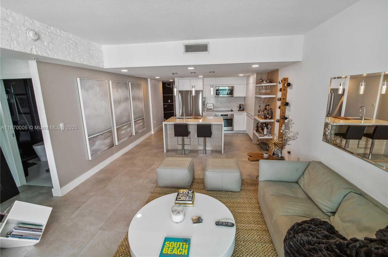 Small Image of 1900 NORTH BAYSHORE DR #3806, Miami Number 28