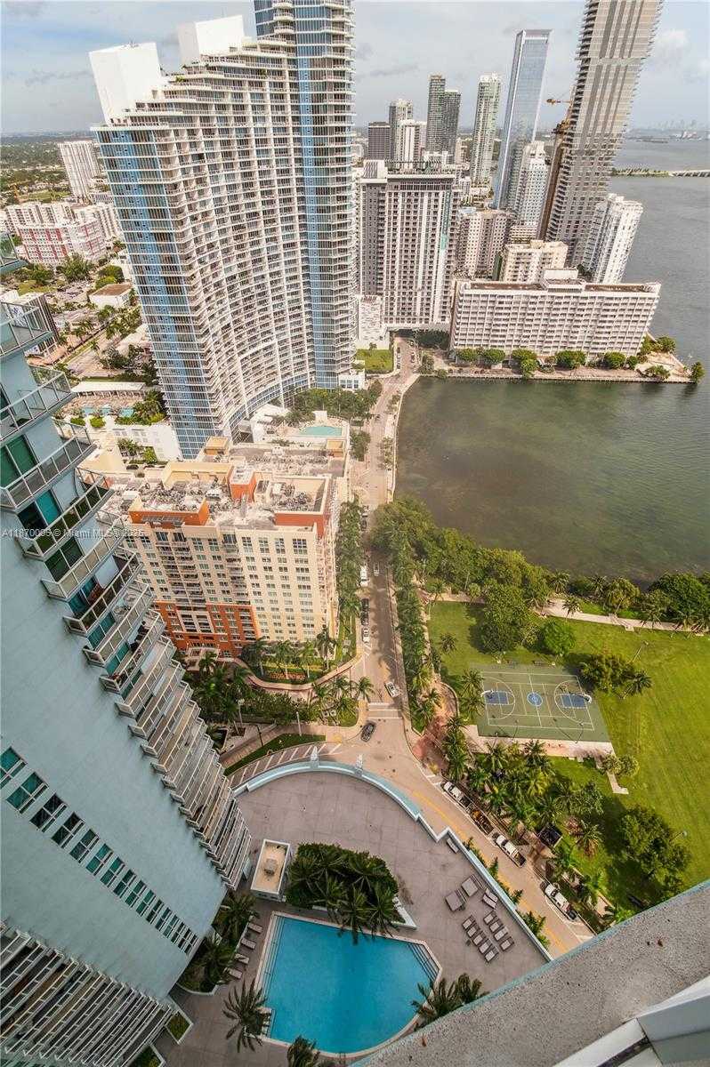 Small Image of 1900 NORTH BAYSHORE DR #3806, Miami Number 3