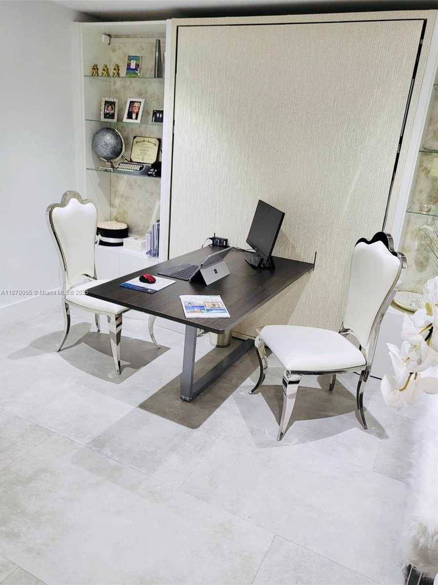 Small Image of 1900 NORTH BAYSHORE DR #3806, Miami Number 34