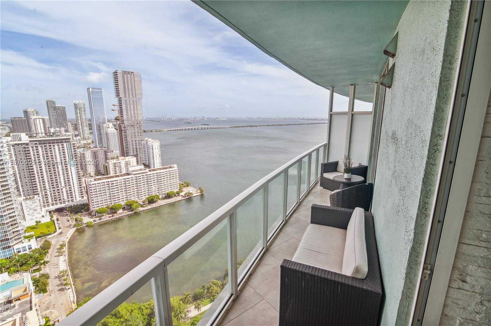 Small Image of 1900 NORTH BAYSHORE DR #3806, Miami Number 4