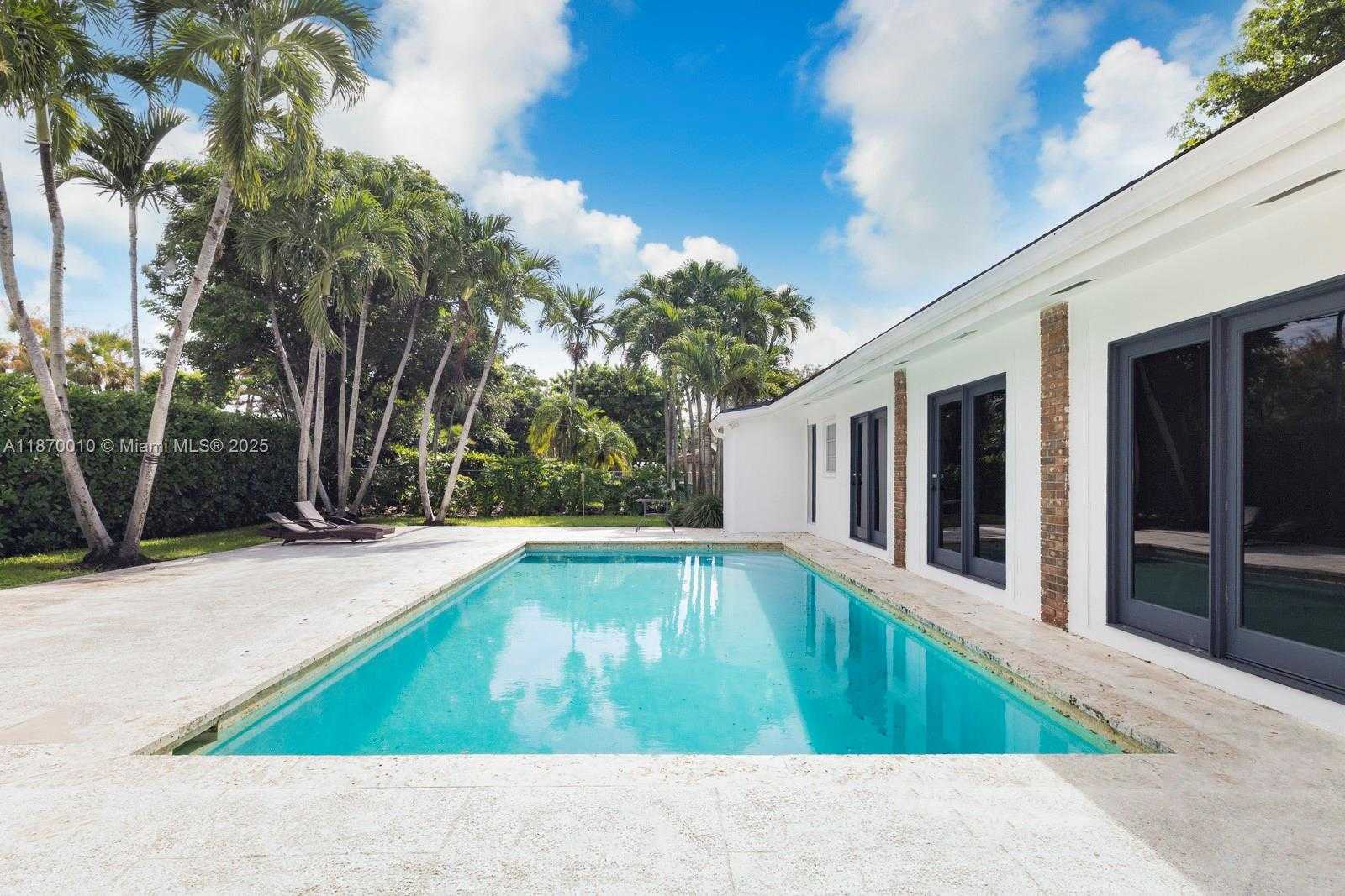 Small Image of 5801 SOUTH WEST 100TH ST, Pinecrest Number 11