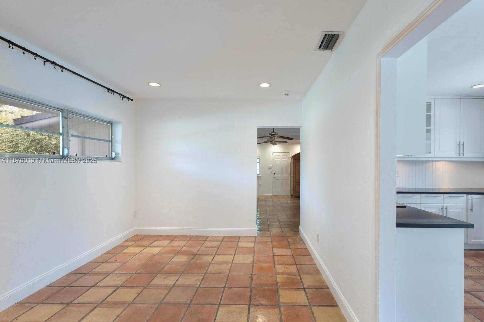Small Image of 5801 SOUTH WEST 100TH ST, Pinecrest Number 7