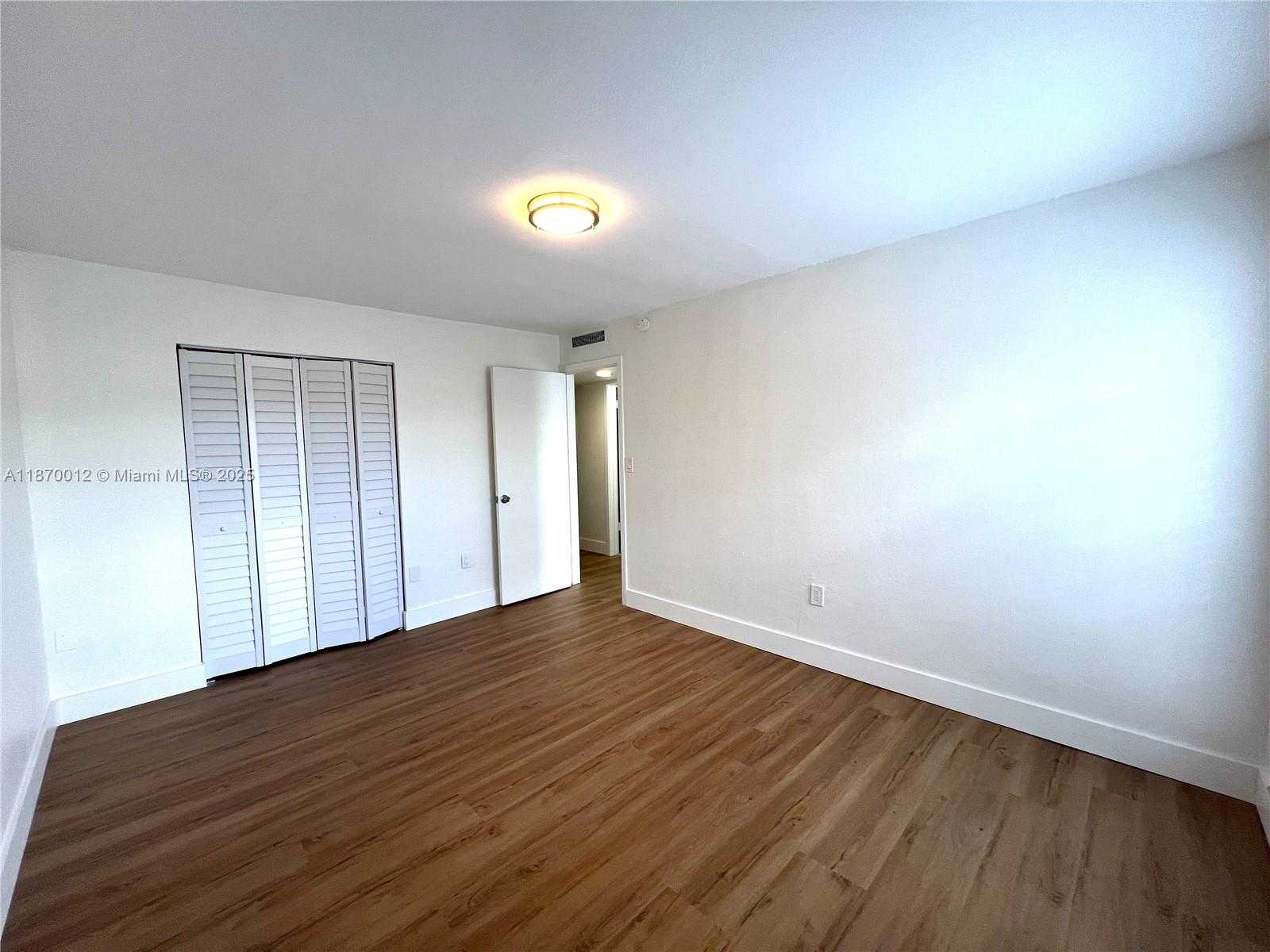 Small Image of 10822 NORTH KENDALL DR #S14, Miami Number 20