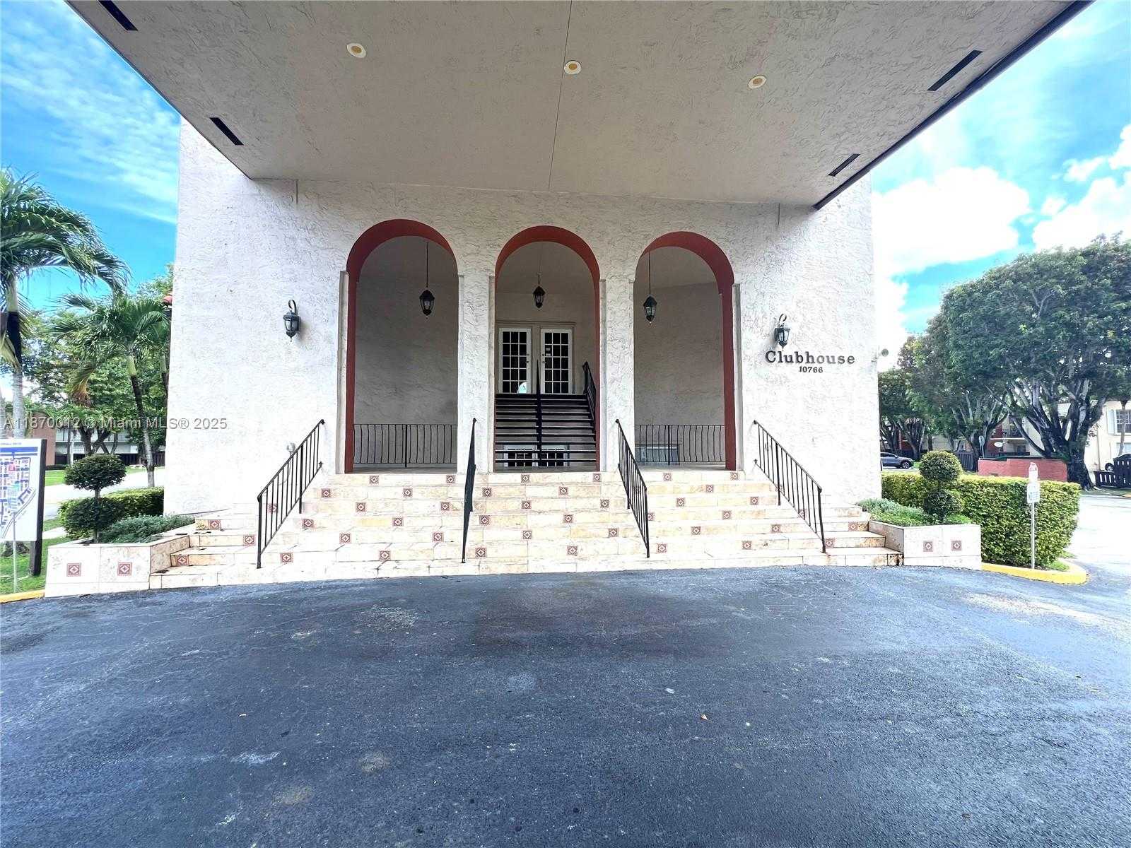 Small Image of 10822 NORTH KENDALL DR #S14, Miami Number 24