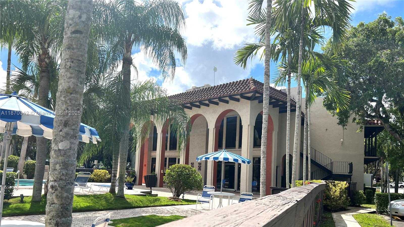 Small Image of 10822 NORTH KENDALL DR #S14, Miami Number 25
