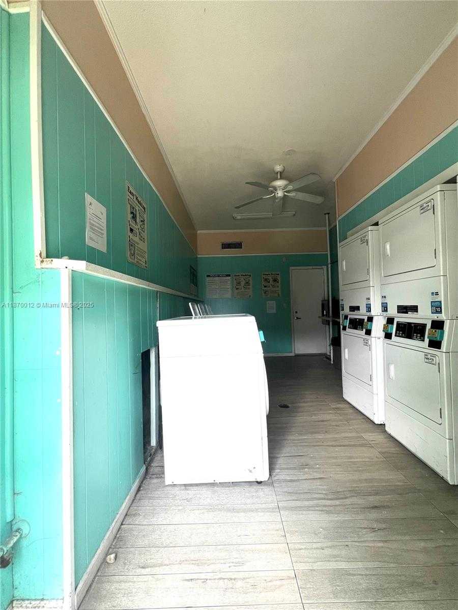 Small Image of 10822 NORTH KENDALL DR #S14, Miami Number 30