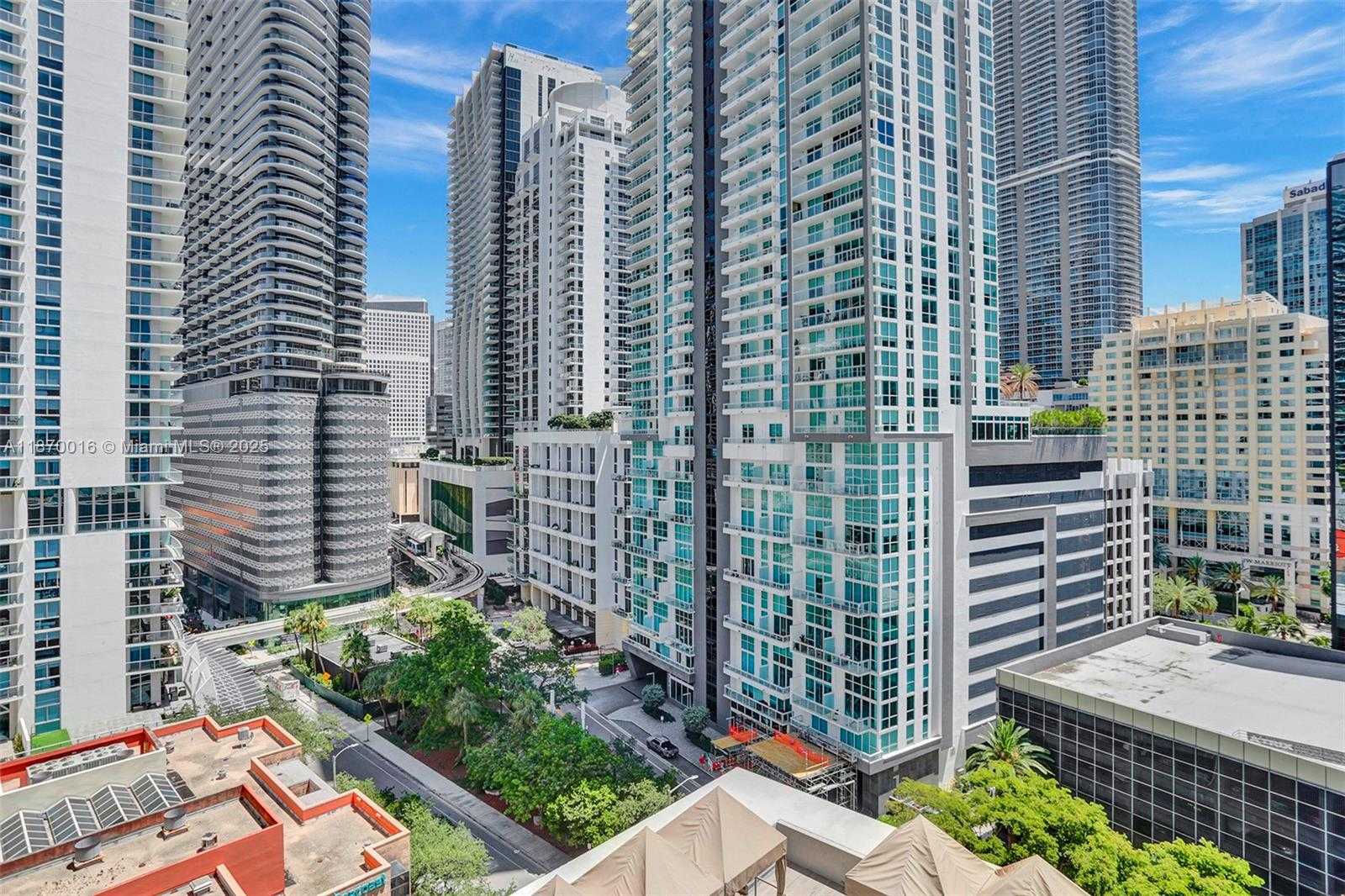 Small Image of 1250 SOUTH MIAMI AVE #1212, Miami Number 3