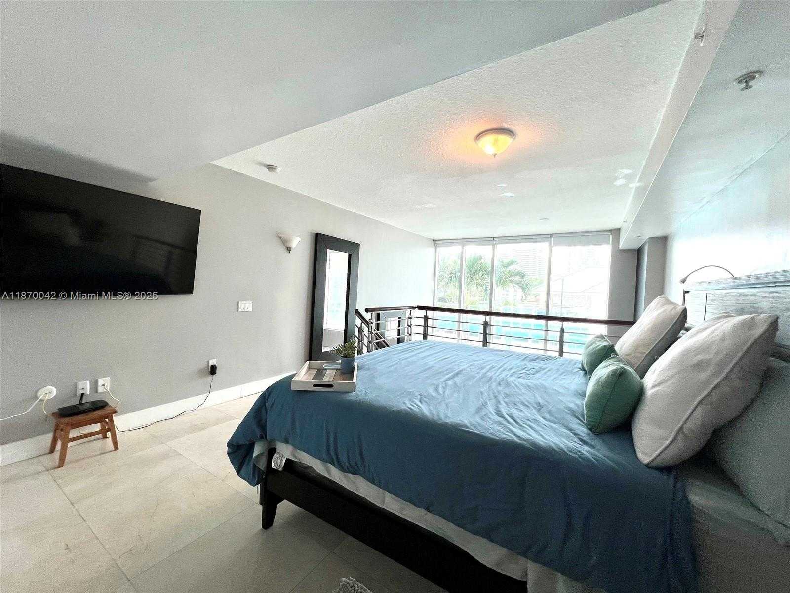 Small Image of 41 SOUTH EAST 5TH ST #705, Miami Number 12