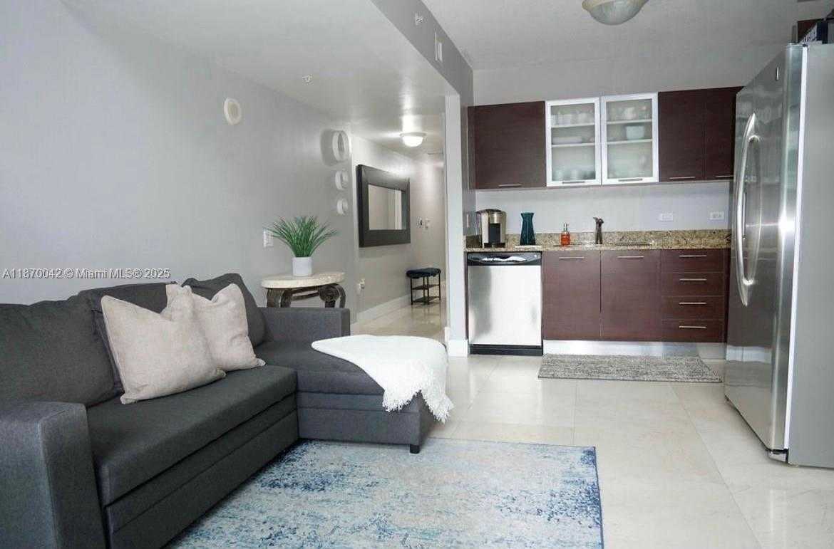 Small Image of 41 SOUTH EAST 5TH ST #705, Miami Number 3