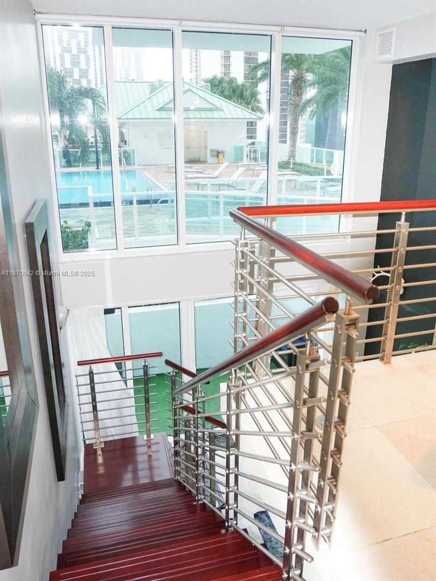 Small Image of 41 SOUTH EAST 5TH ST #705, Miami Number 7