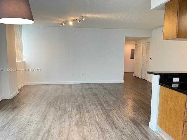 Small Image of 601 NORTH EAST 23RD ST #1003, Miami Number 19