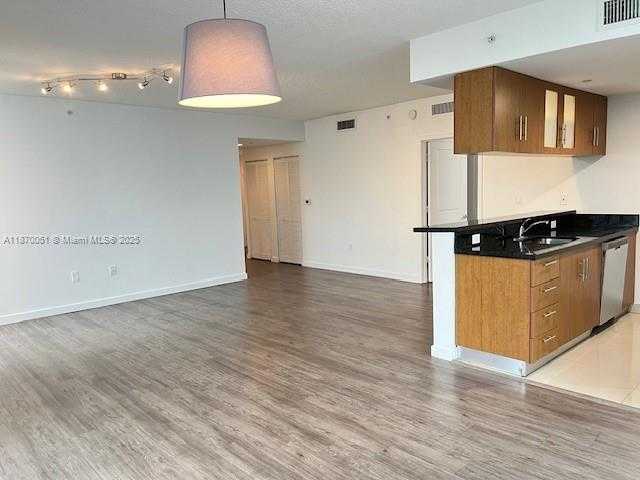 Small Image of 601 NORTH EAST 23RD ST #1003, Miami Number 7