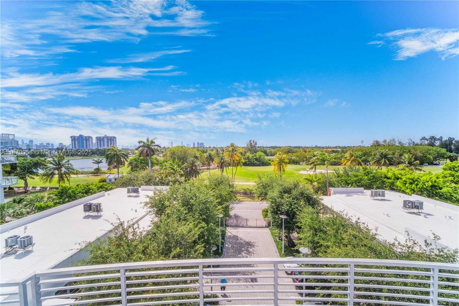 Small Image of 2031 MERIDIAN AVE #6, Miami Beach Number 25