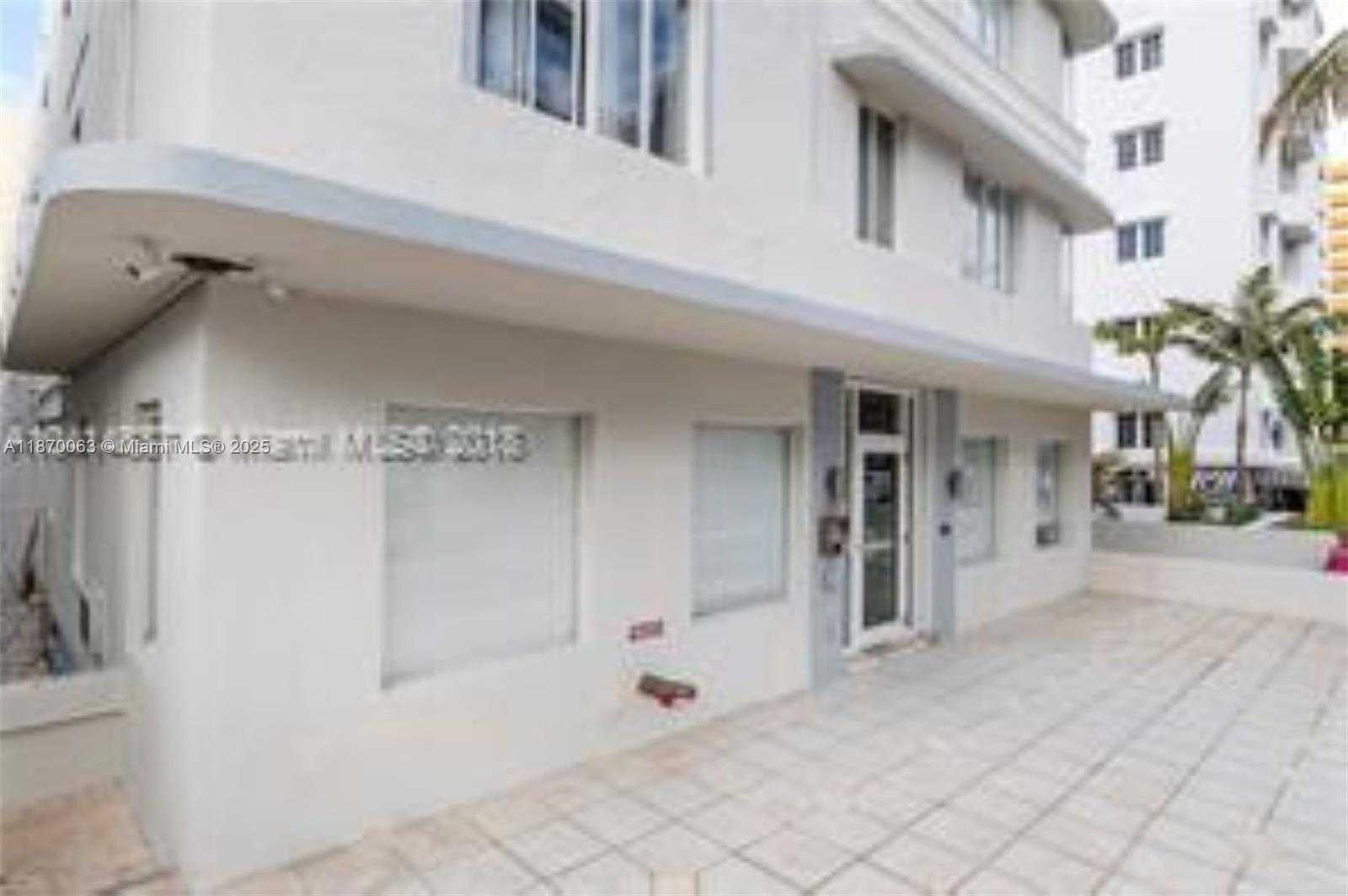 Small Image of 3710 COLLINS AVE #N-103, Miami Beach Number 42
