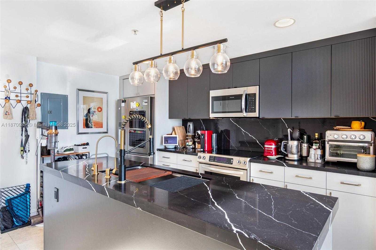Small Image of 665 NORTH EAST 25TH ST #403, Miami Number 17