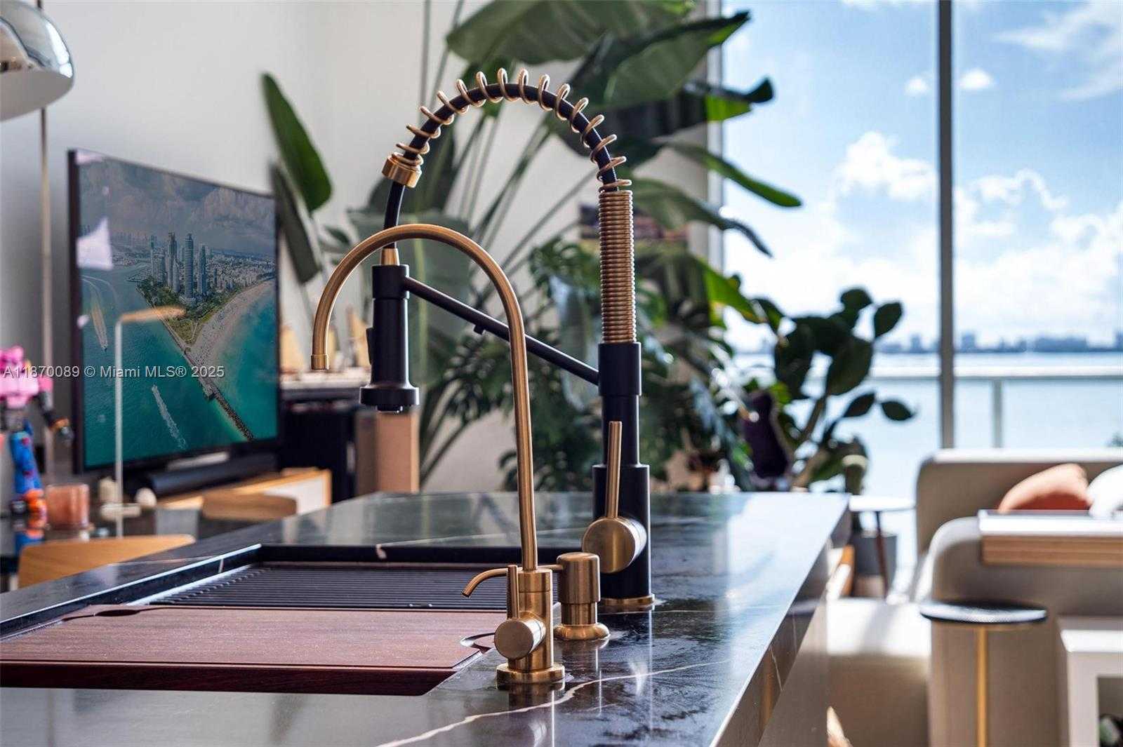 Small Image of 665 NORTH EAST 25TH ST #403, Miami Number 44