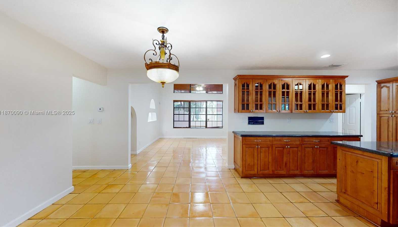 Small Image of 8670 PASADENA BLVD, Pembroke Pines Number 10