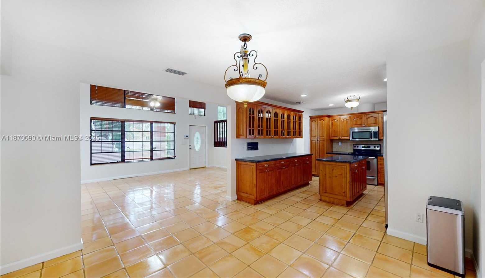 Small Image of 8670 PASADENA BLVD, Pembroke Pines Number 12