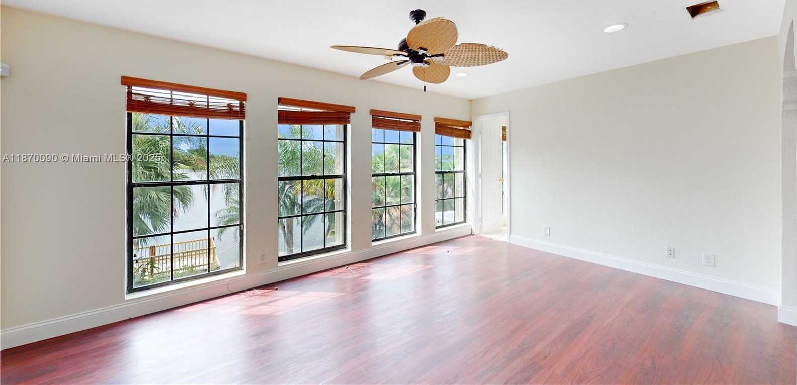 Small Image of 8670 PASADENA BLVD, Pembroke Pines Number 27