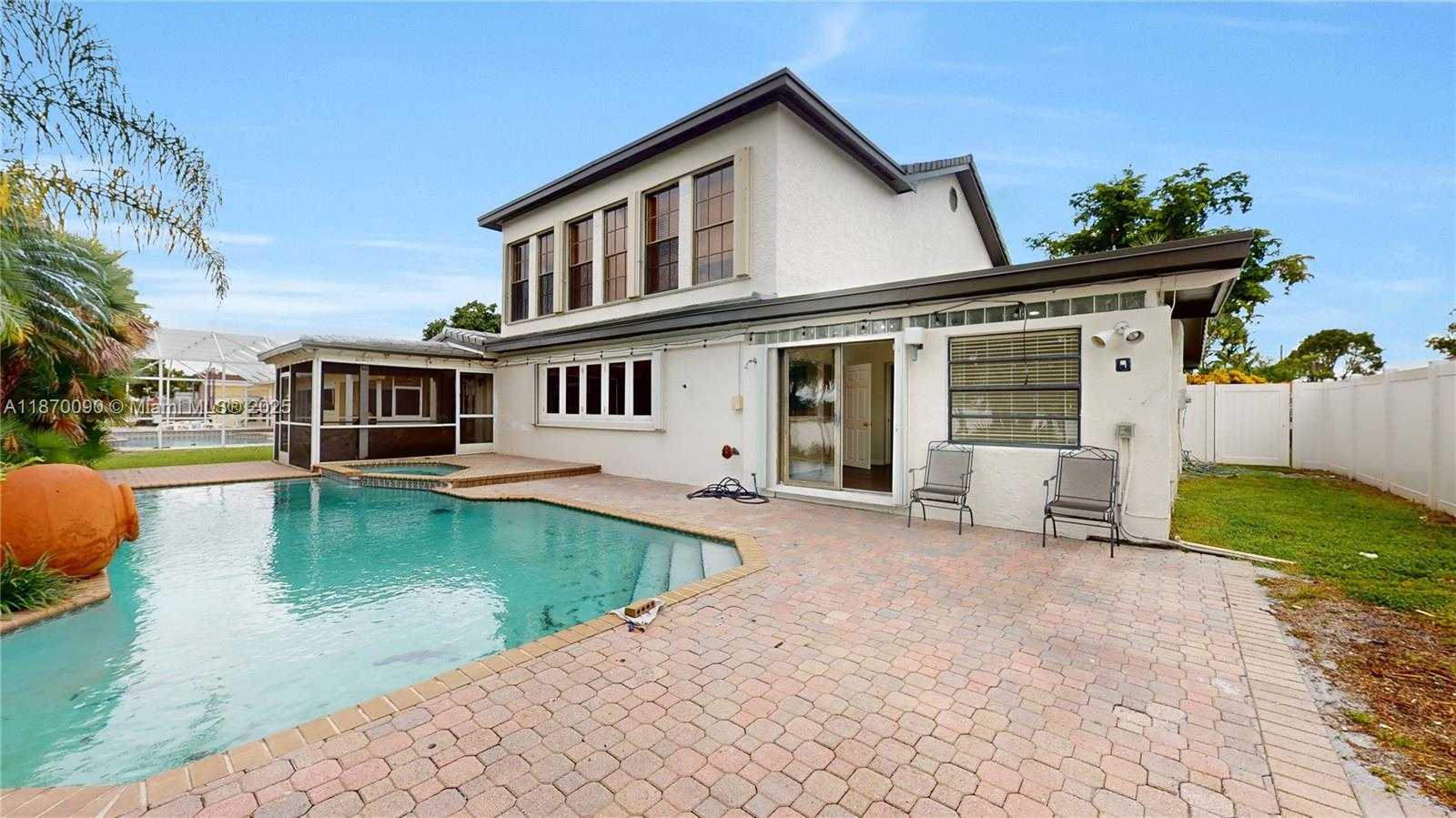 Small Image of 8670 PASADENA BLVD, Pembroke Pines Number 31