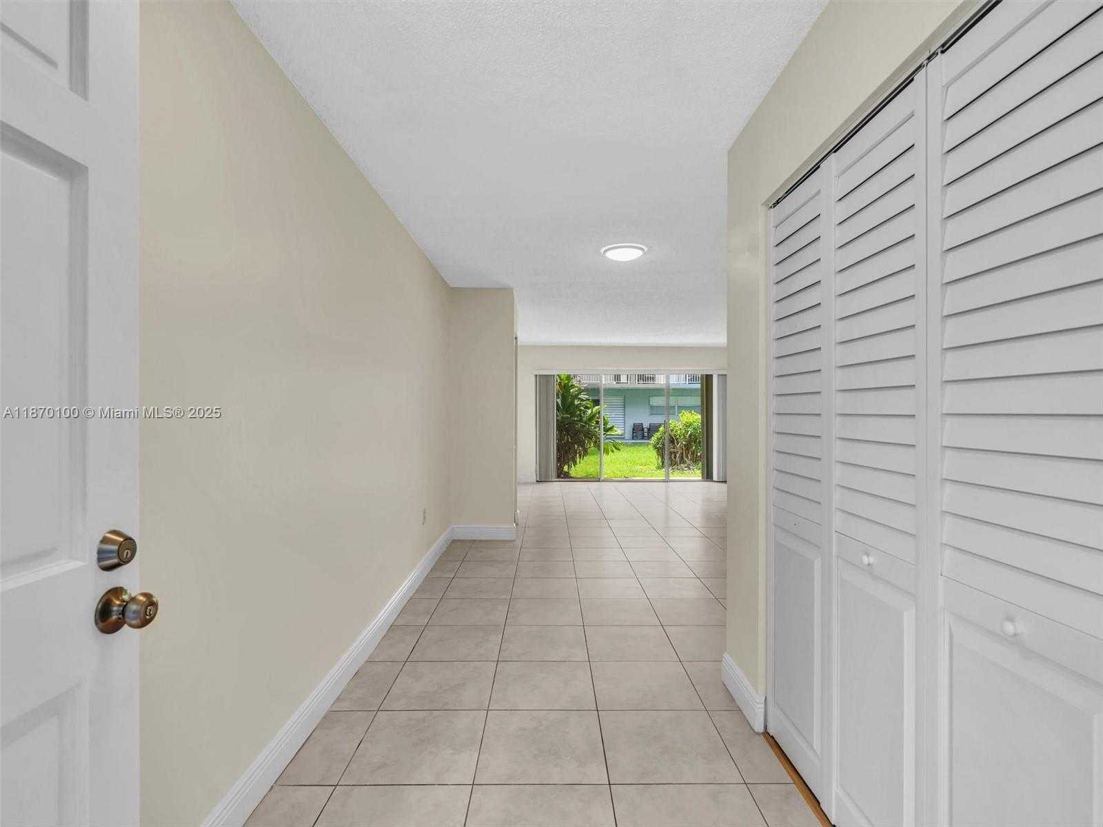 Small Image of 9367 FONTAINEBLEAU BLVD #G104, Miami Number 2