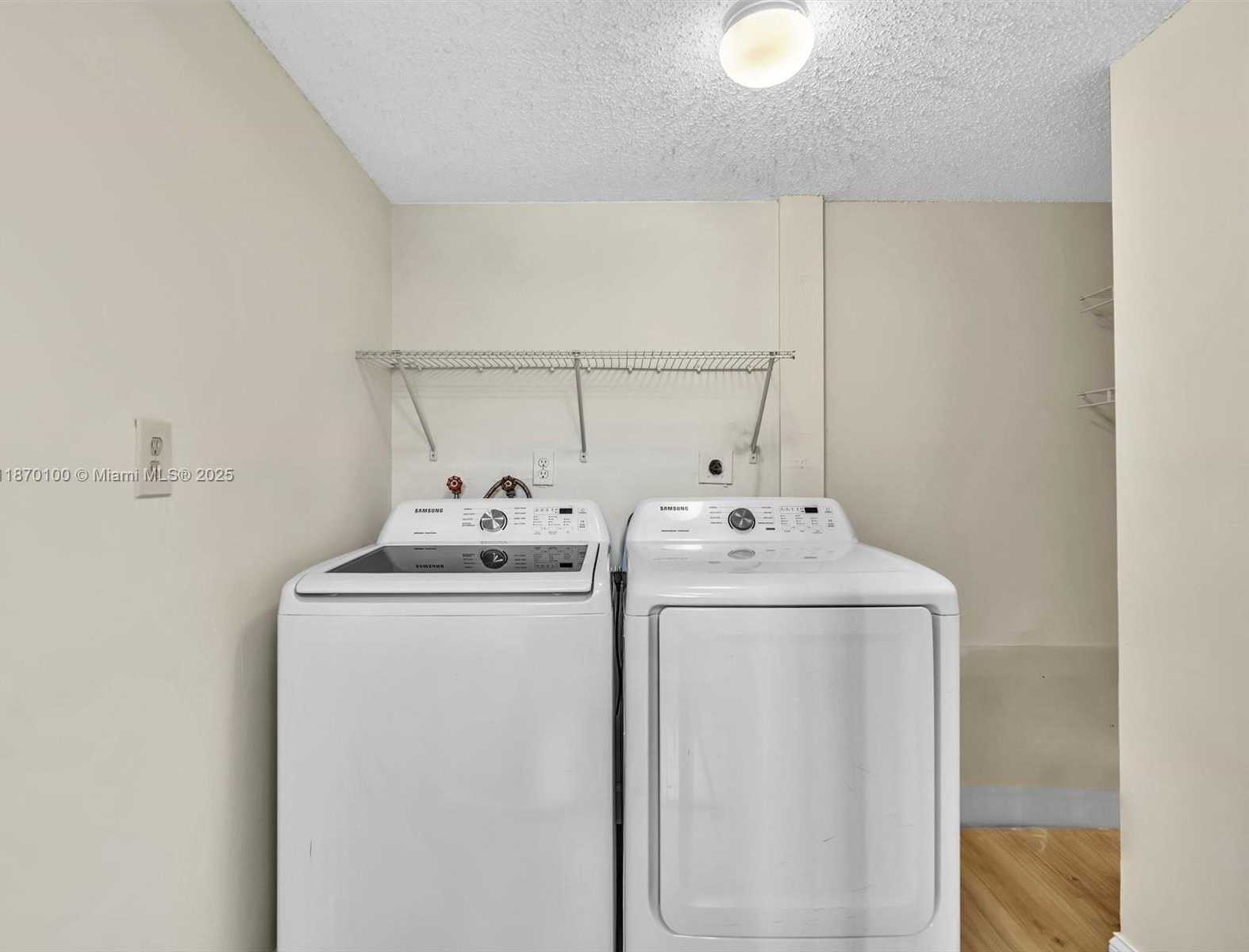 Small Image of 9367 FONTAINEBLEAU BLVD #G104, Miami Number 30